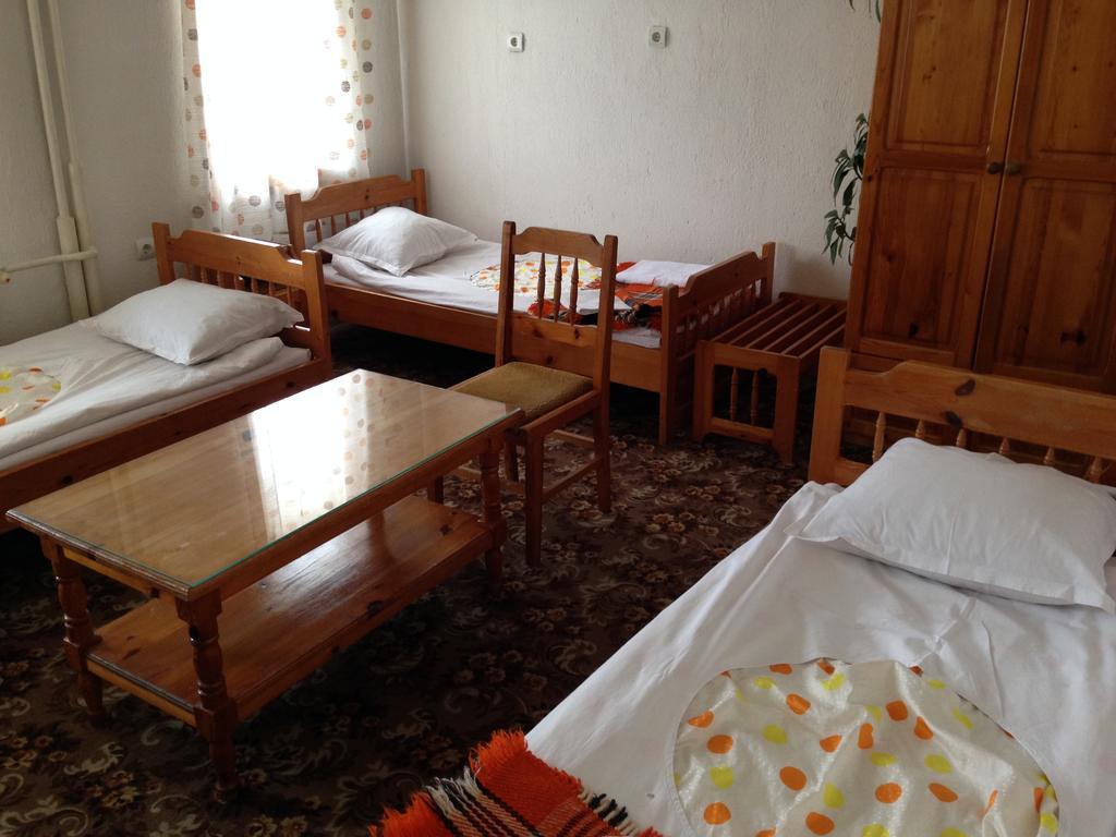 Katerina Family Hotel Smolyan Room photo